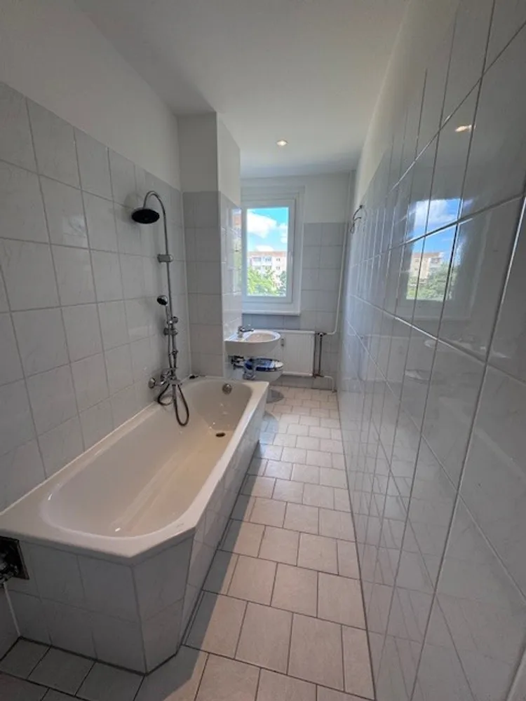 6 room apartment with 122 m² in Aschersleben – Photo 8
