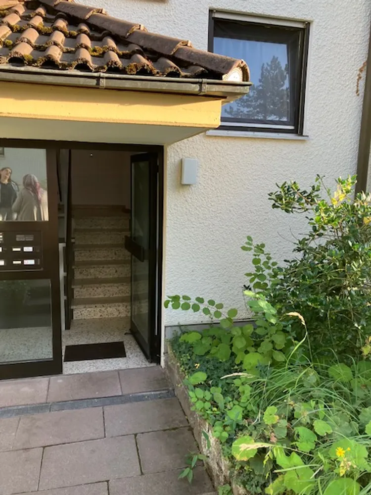 1 room apartment with 28 m² in Stuttgart – Photo 3
