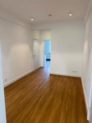 3 Zimmer Wohnung mit 98 m² in Düsseldorf – Bild 4