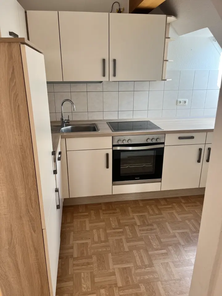 2 Zimmer Wohnung mit 58 m² in Suhl – Bild 3