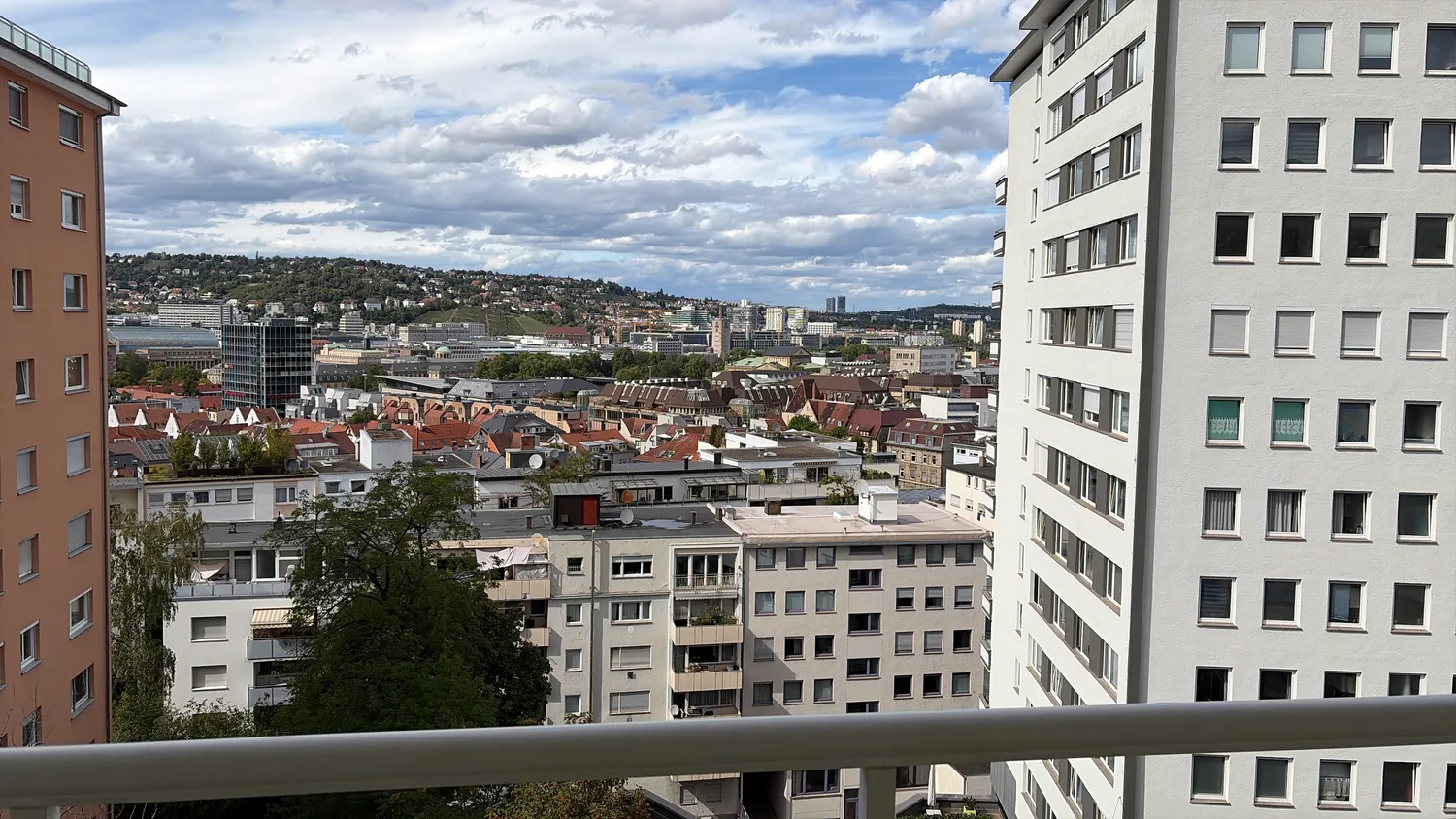 3 Zimmer Wohnung mit 80 m² in Stuttgart – Bild 1