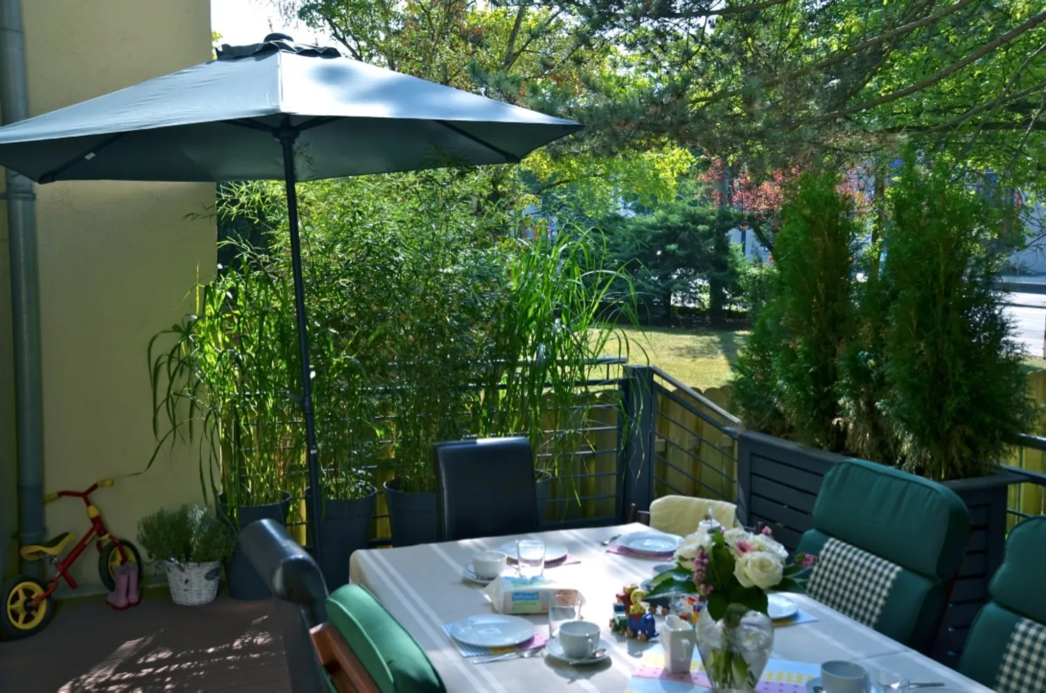 4 room apartment with 110 m² in Frankfurt am Main – Photo 1