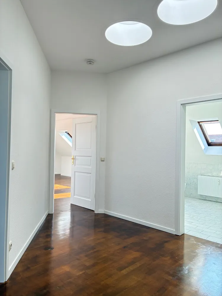 2 Zimmer Wohnung mit 88 m² in Dresden – Bild 7