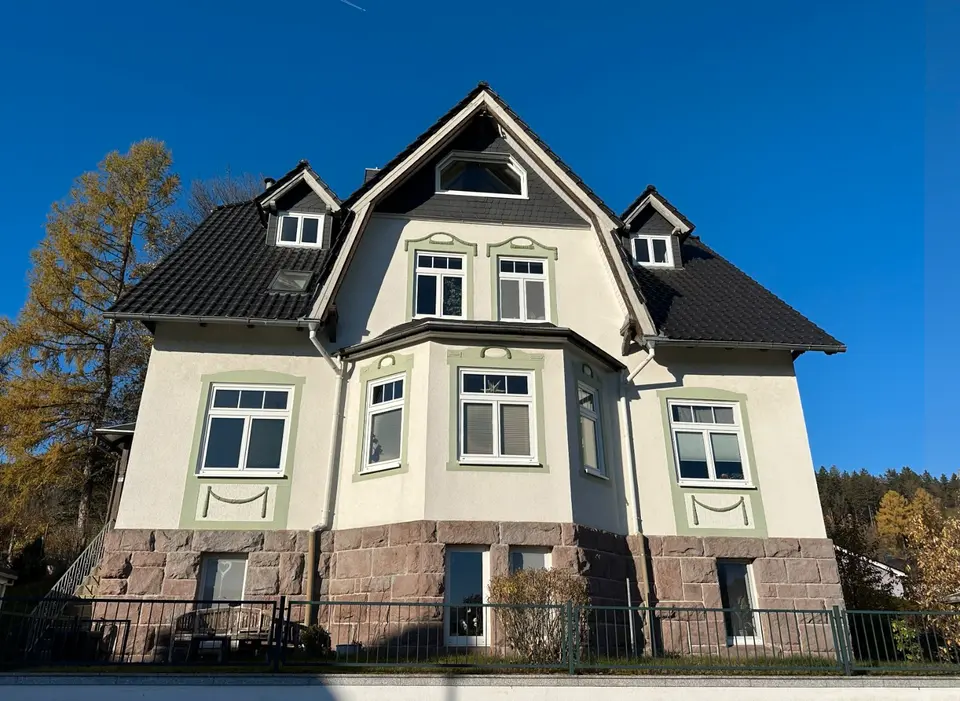 5 Zimmer Wohnung mit 137 m² in Schmalkalden – Bild 3
