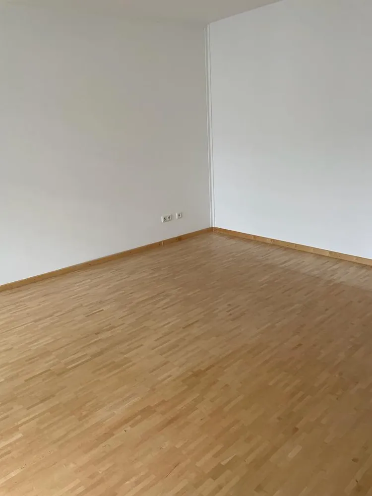 2 Zimmer Wohnung mit 76 m² in München – Bild 5