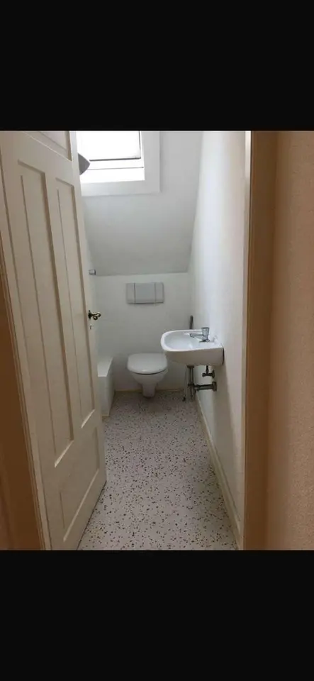 2 Zimmer Wohnung mit 36 m² in Wiesbaden – Bild 7
