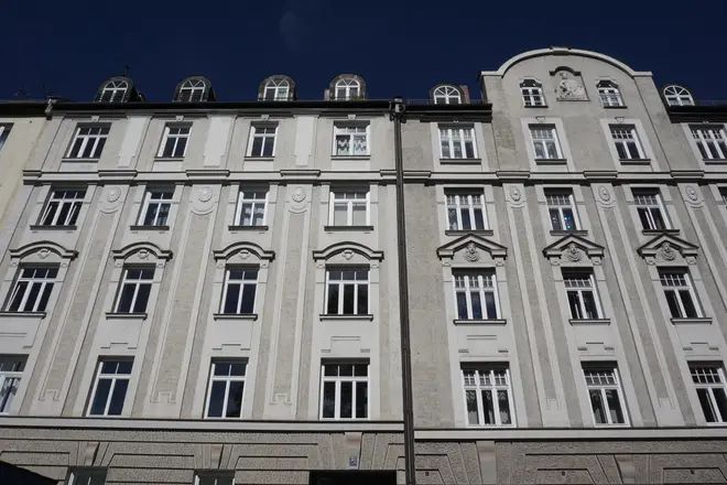 4 Zimmer Wohnung mit 95 m² in München – Bild 1
