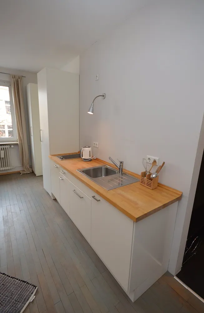 1 Zimmer Wohnung mit 30 m² in Frankfurt am Main – Bild 9