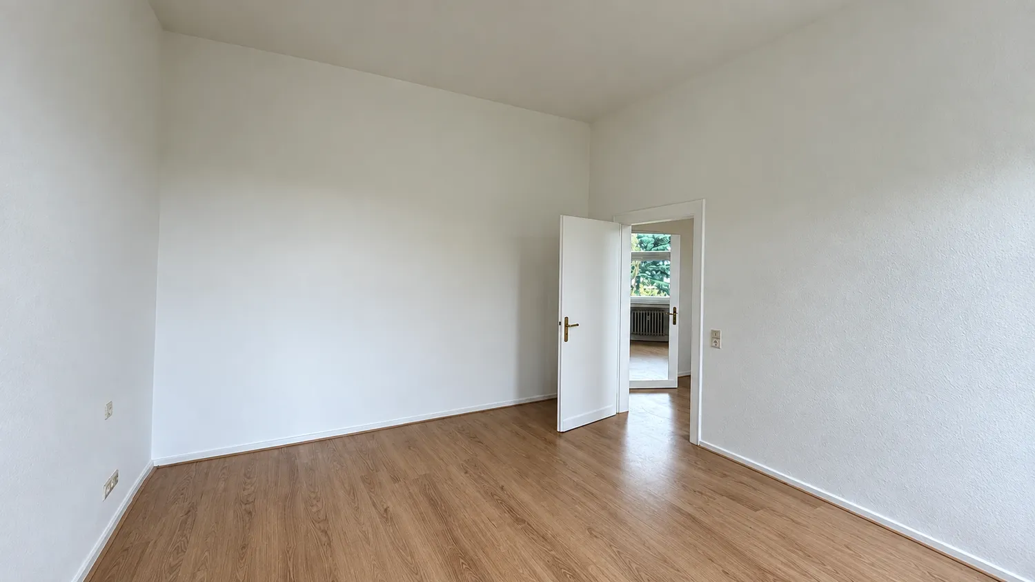 2 room apartment with 136 m² in Düsseldorf – Photo 12
