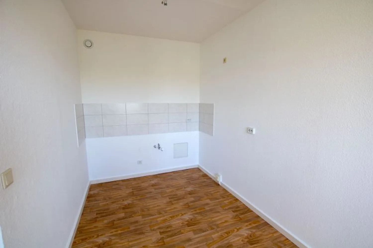 3 Zimmer Wohnung mit 58 m² in Halle (Saale) – Bild 3