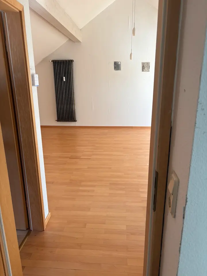 2 Zimmer Wohnung mit 80 m² in Saarbrücken – Bild 2