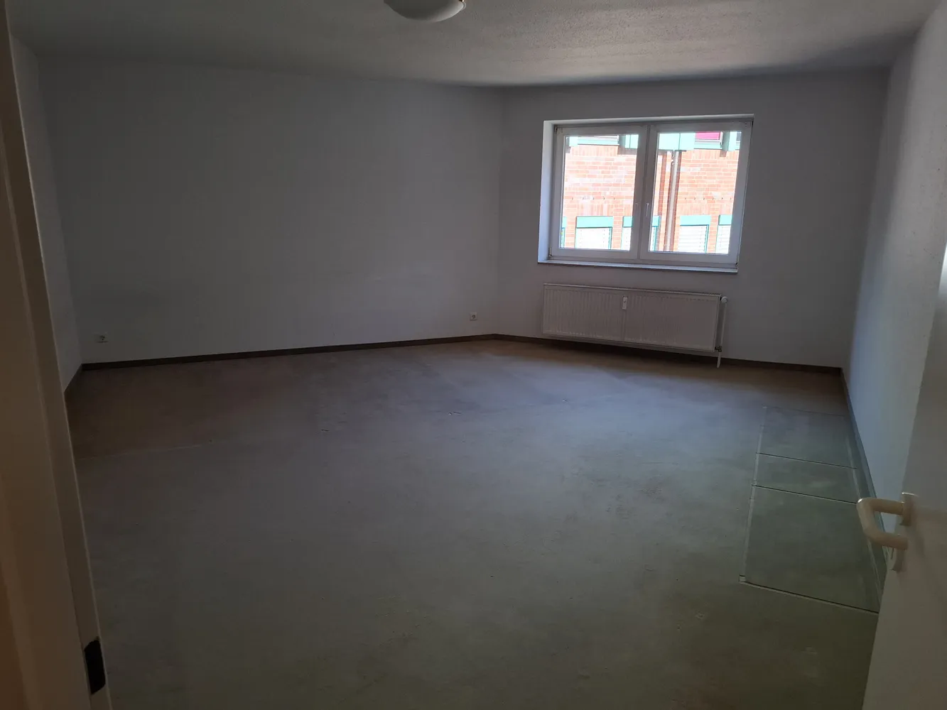 2 Zimmer Wohnung mit 96 m² in Neubrandenburg – Bild 4