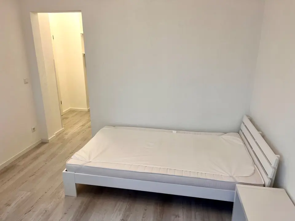 WG-Zimmer mit 14 m² in Metzingen – Bild 4