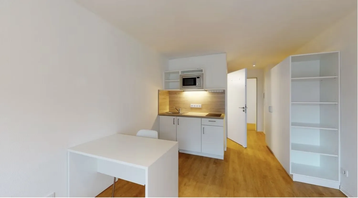 1 Zimmer Wohnung mit 27 m² in Köln – Bild 2