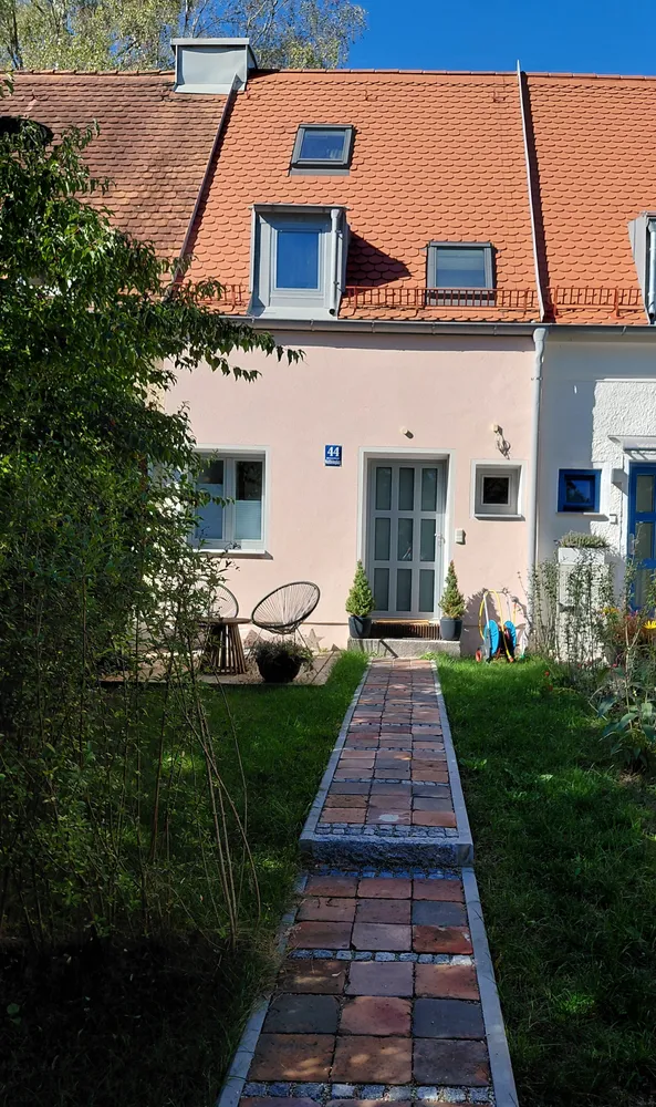 5 Zimmer Haus mit 115 m² in München – Bild 2