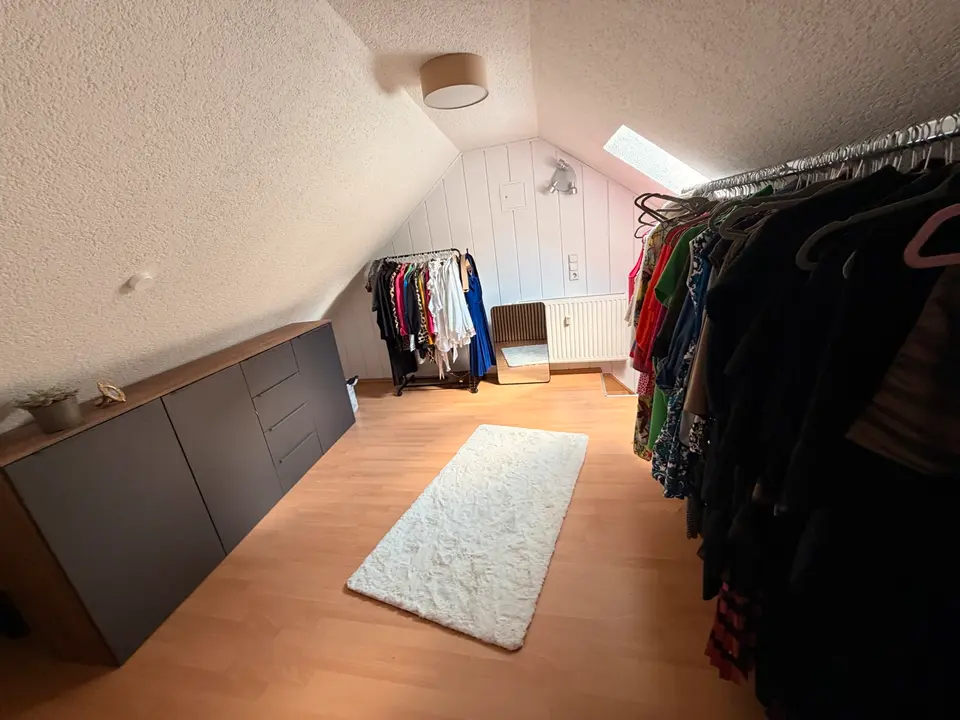 6 Zimmer Wohnung mit 120 m² in Suhl – Bild 10