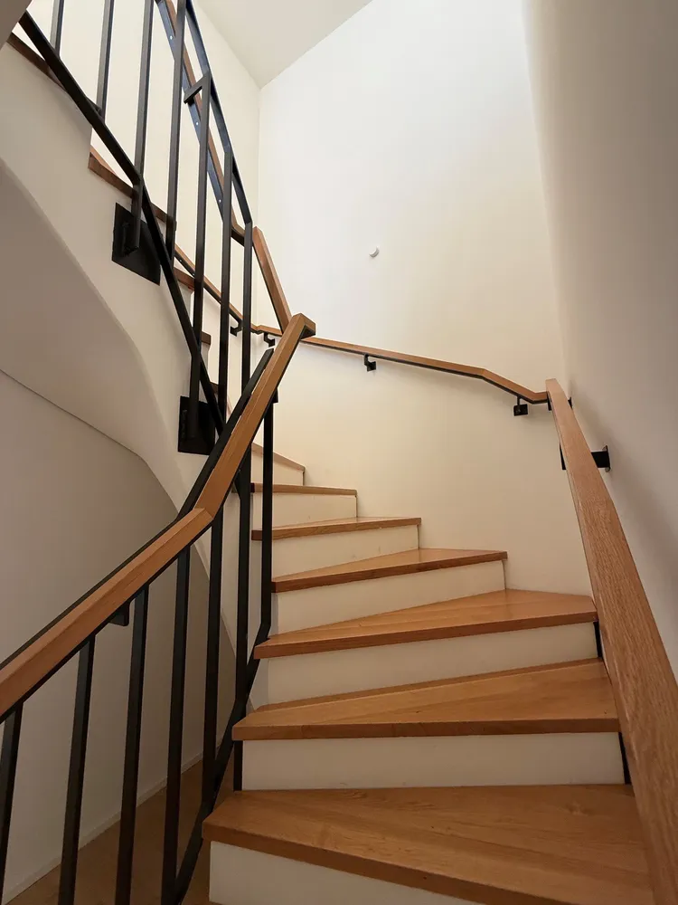 5 Zimmer Wohnung mit 241 m² in Stuttgart – Bild 3