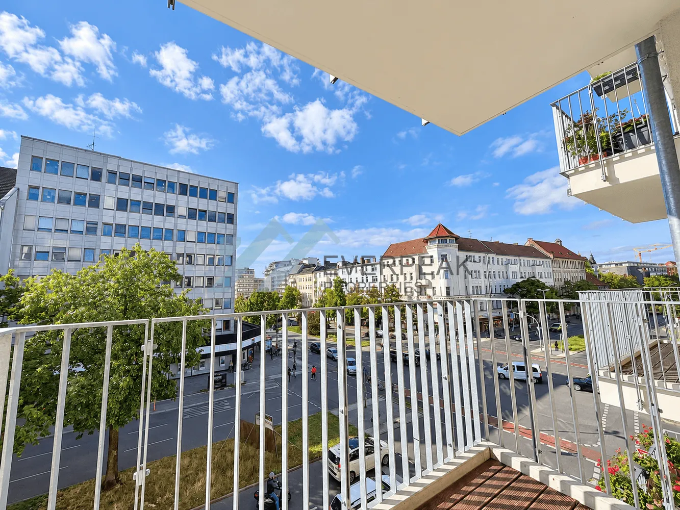 2 Zimmer Wohnung mit 55 m² in Berlin – Bild 4