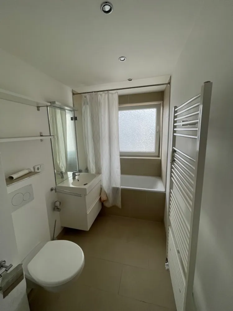 3 Zimmer Wohnung mit 102 m² in Frankfurt am Main – Bild 7