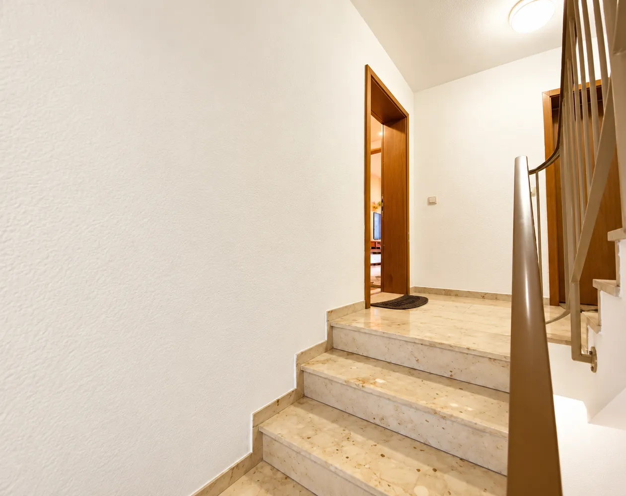 2 Zimmer Wohnung mit 48 m² in Freiburg im Breisgau – Bild 5