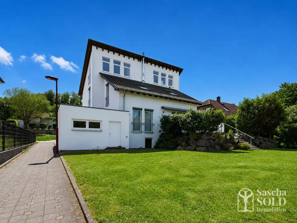 7 Zimmer Haus mit 285 m² in Saarbrücken – Bild 4