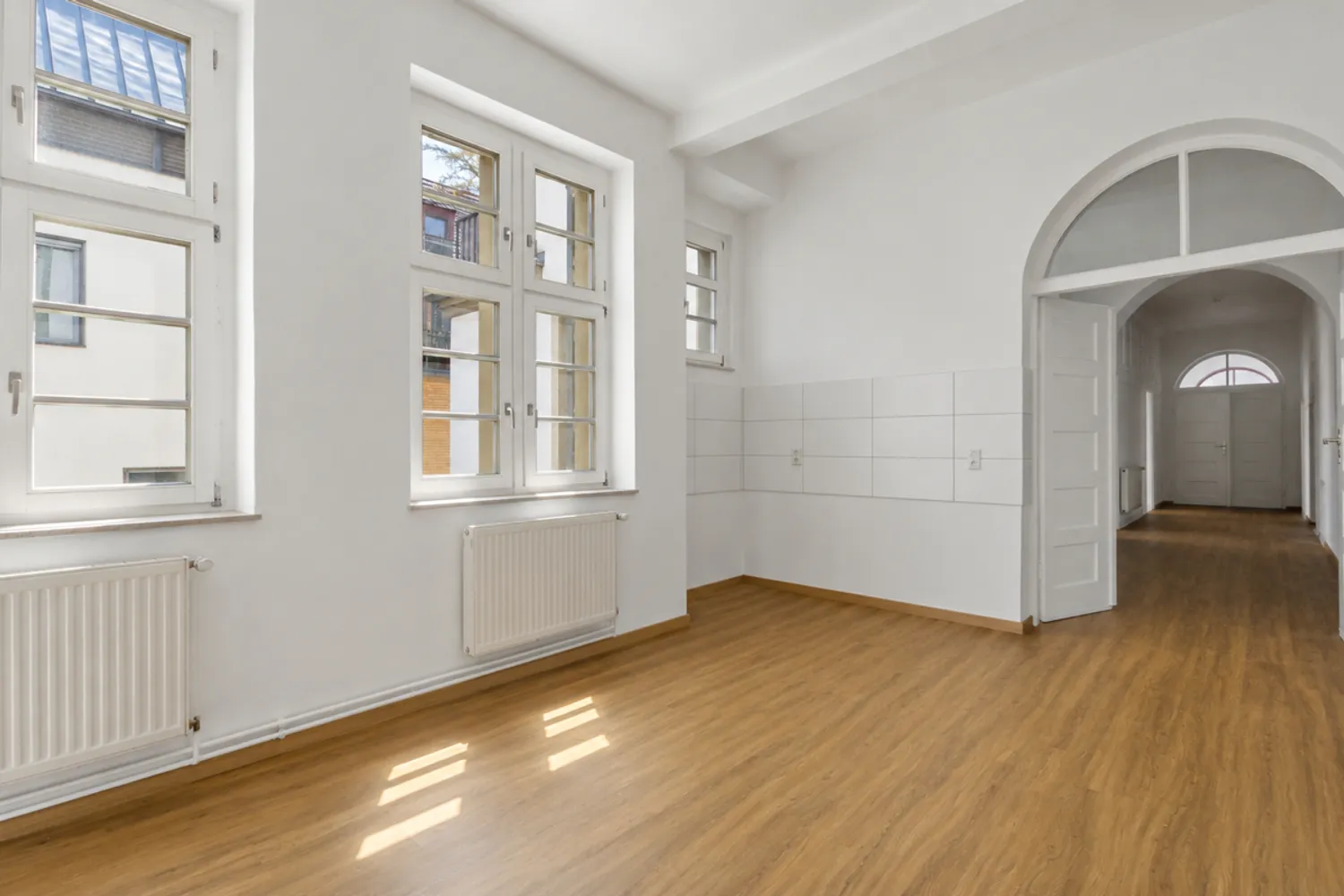 4 Zimmer Wohnung mit 118 m² in Halle (Saale) – Bild 3