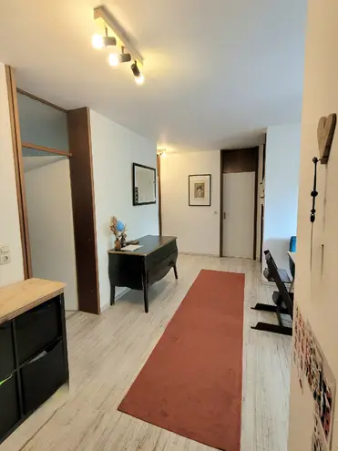 4 Zimmer Wohnung mit 97 m² in Karlsruhe – Bild 3