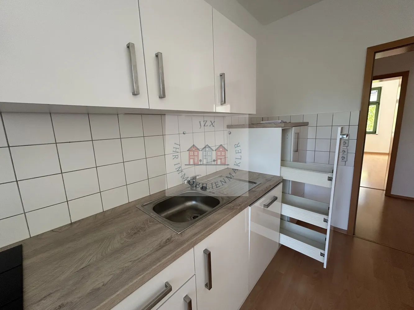 3 room apartment with 76 m² in Chemnitz – Photo 5