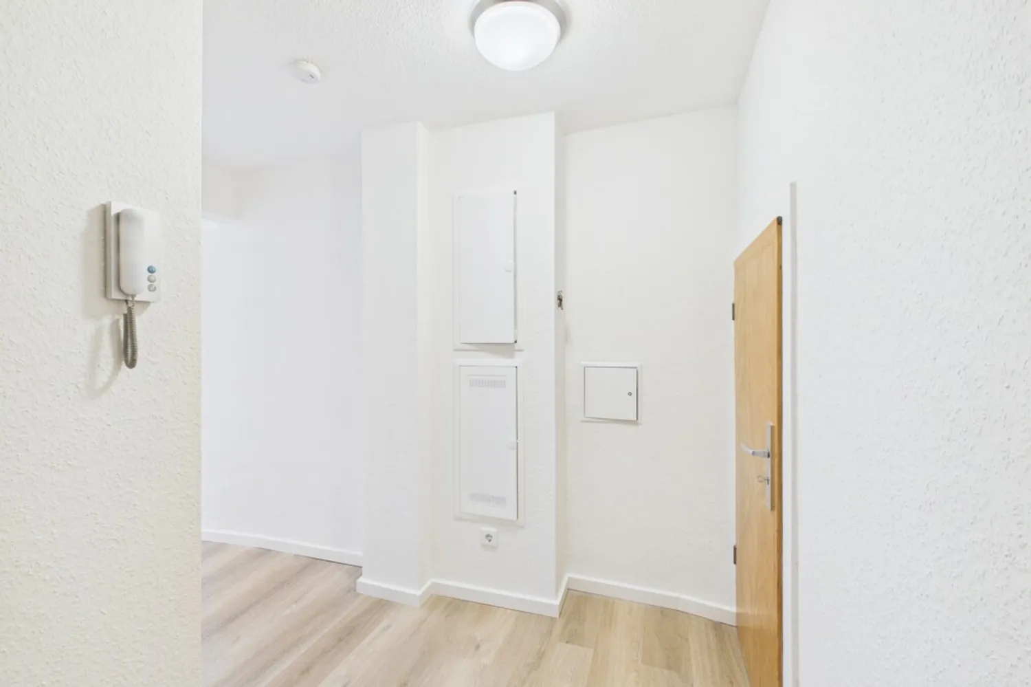 2 Zimmer Wohnung mit 90 m² in Düsseldorf – Bild 8