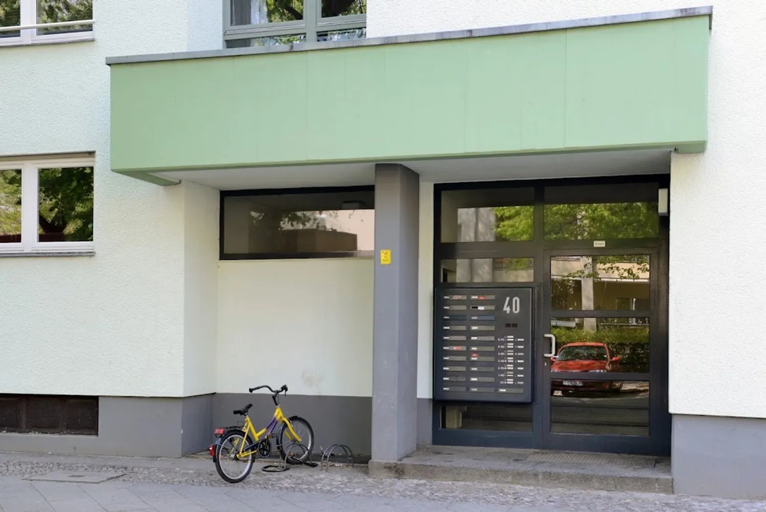 3 room apartment with 85 m² in Berlin – Photo 2