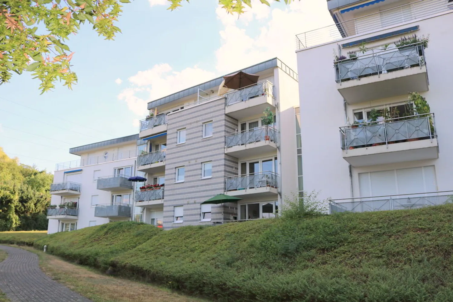 1 room apartment with 40 m² in Bonn – Photo 1