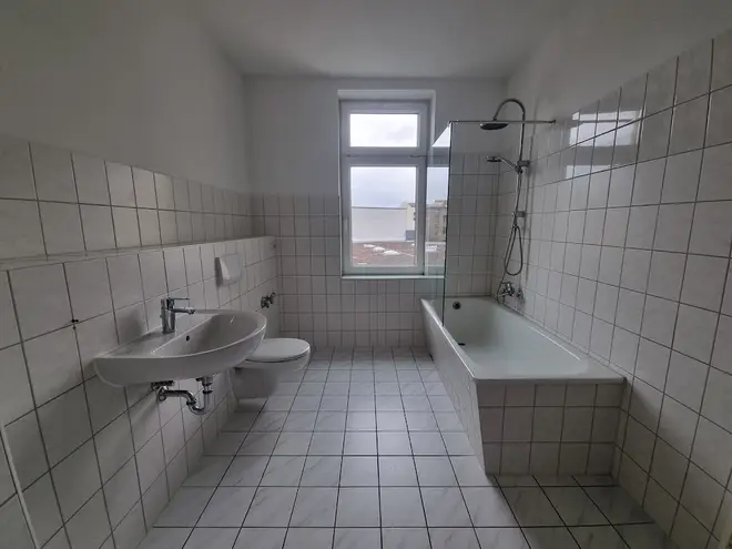 3 Zimmer Wohnung mit 95 m² in Halle (Saale) – Bild 9