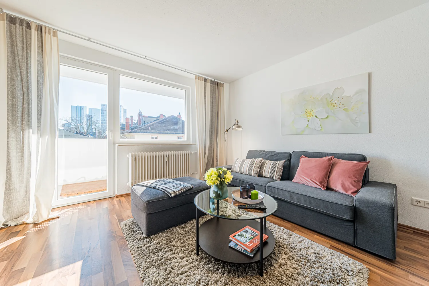3 Zimmer Wohnung mit 92 m² in Frankfurt am Main – Bild 1