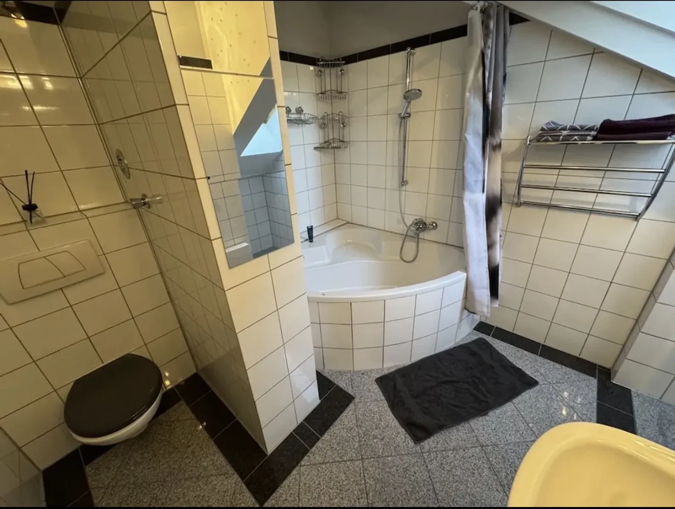 2 Zimmer Wohnung mit 59 m² in Duisburg – Bild 5
