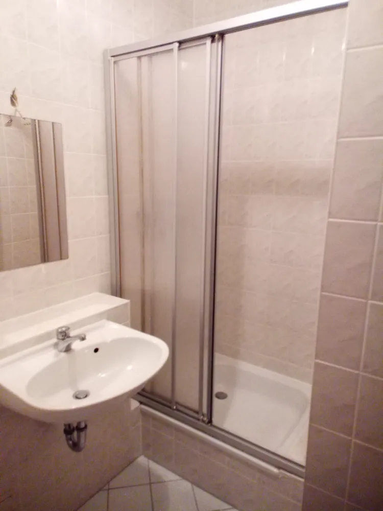 1 room apartment with 35 m² in Gera – Photo 6