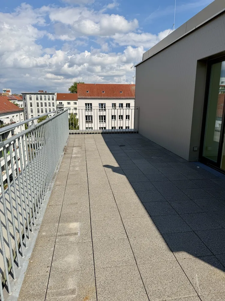 2 Zimmer Wohnung mit 60 m² in Berlin – Bild 2