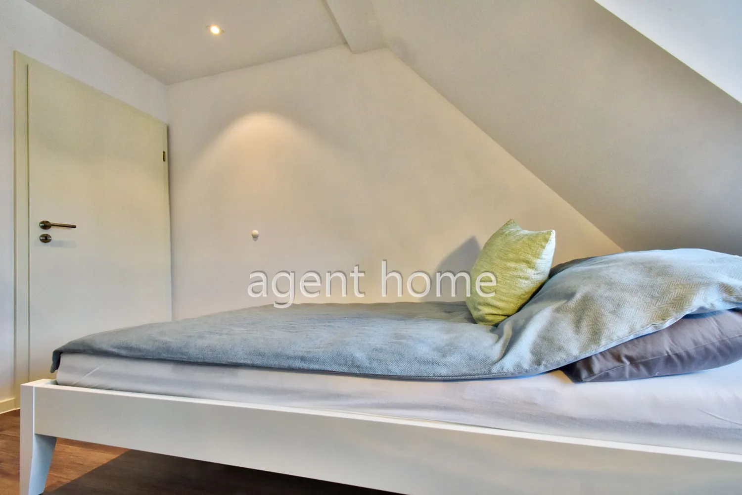 2 Zimmer Wohnung mit 45 m² in Stuttgart – Bild 12
