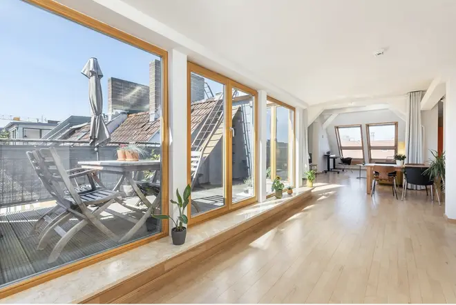 5 Zimmer Wohnung mit 126 m² in Berlin – Bild 1