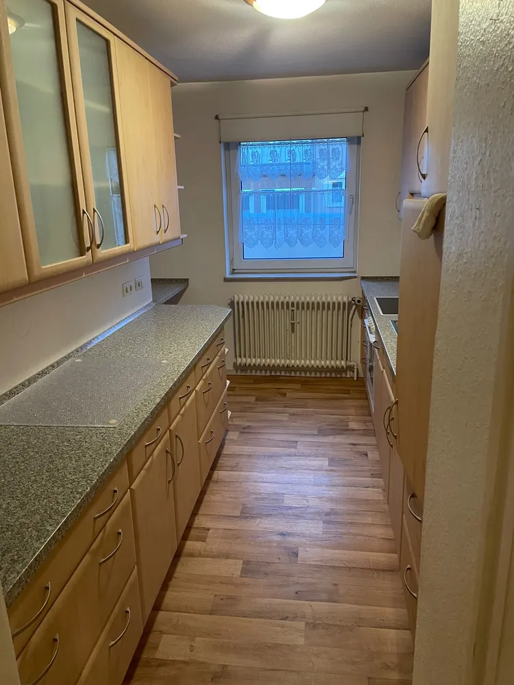 6 Zimmer Wohnung mit 130 m² in Kassel – Bild 2