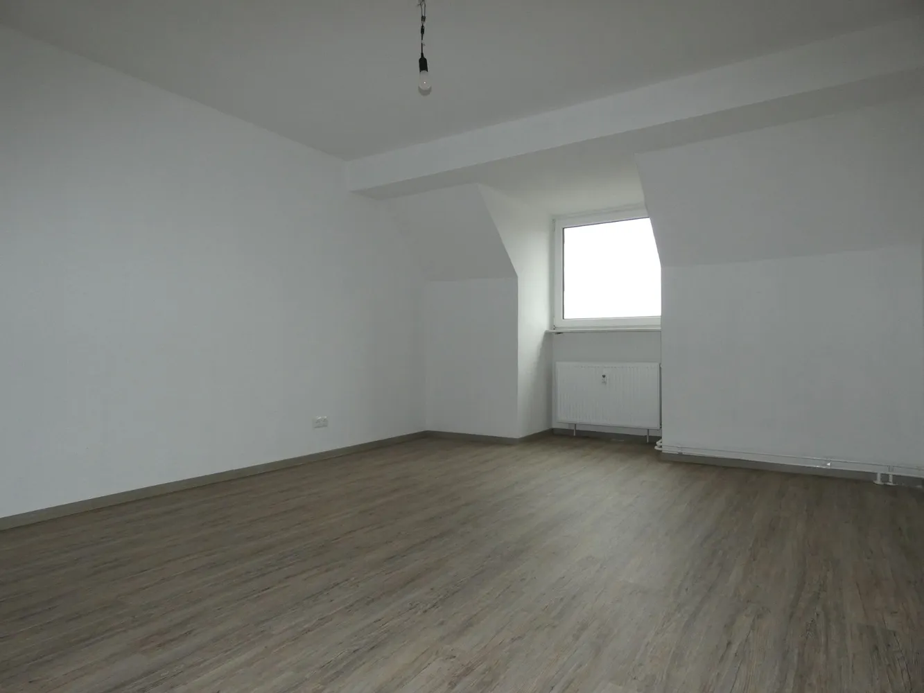 2 room apartment with 76 m² in Mülheim an der Ruhr – Photo 1