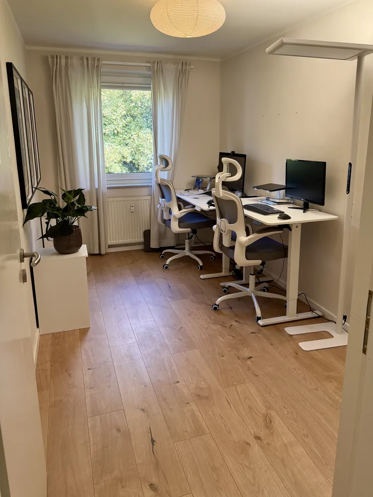 4 Zimmer Wohnung mit 135 m² in Solingen – Bild 2