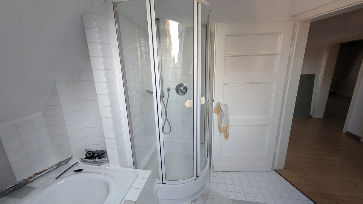 2 Zimmer Wohnung mit 70 m² in Oberhausen – Bild 6
