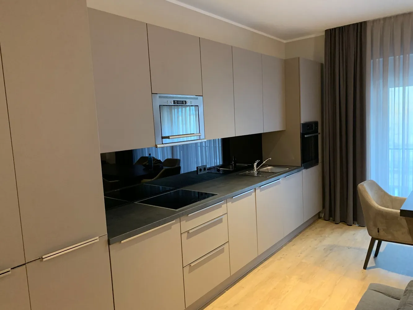 4 Zimmer Wohnung mit 102 m² in Wiesbaden – Bild 4