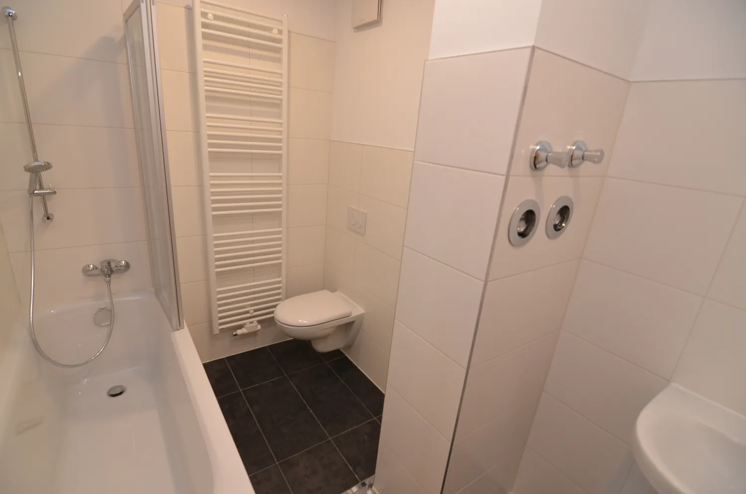 3 Zimmer Wohnung mit 105 m² in Halle (Saale) – Bild 4