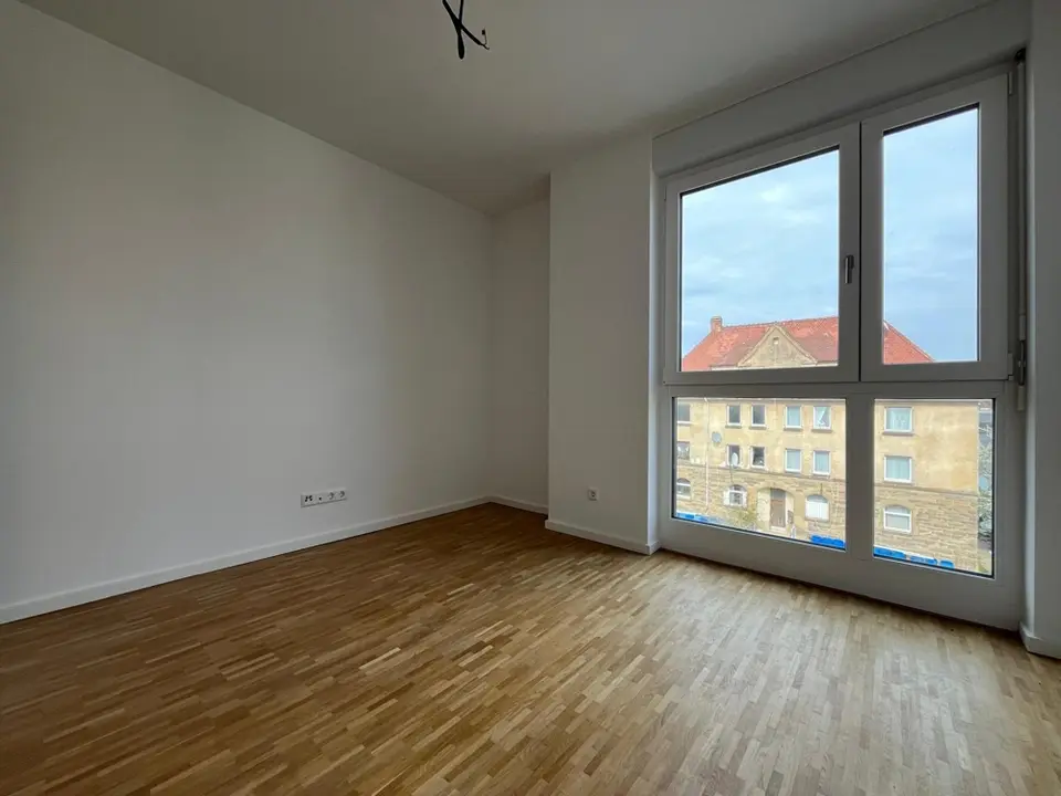 4 Zimmer Wohnung mit 136 m² in Mosbach – Bild 2