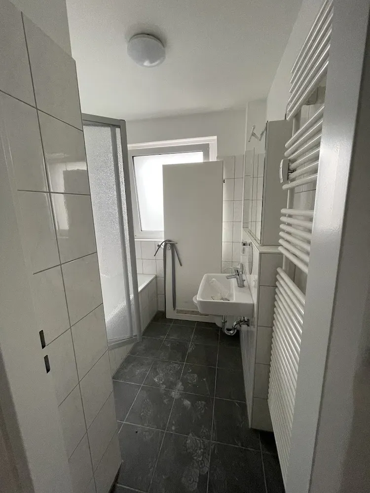 4 Zimmer Wohnung mit 76 m² in Frankfurt am Main – Bild 9