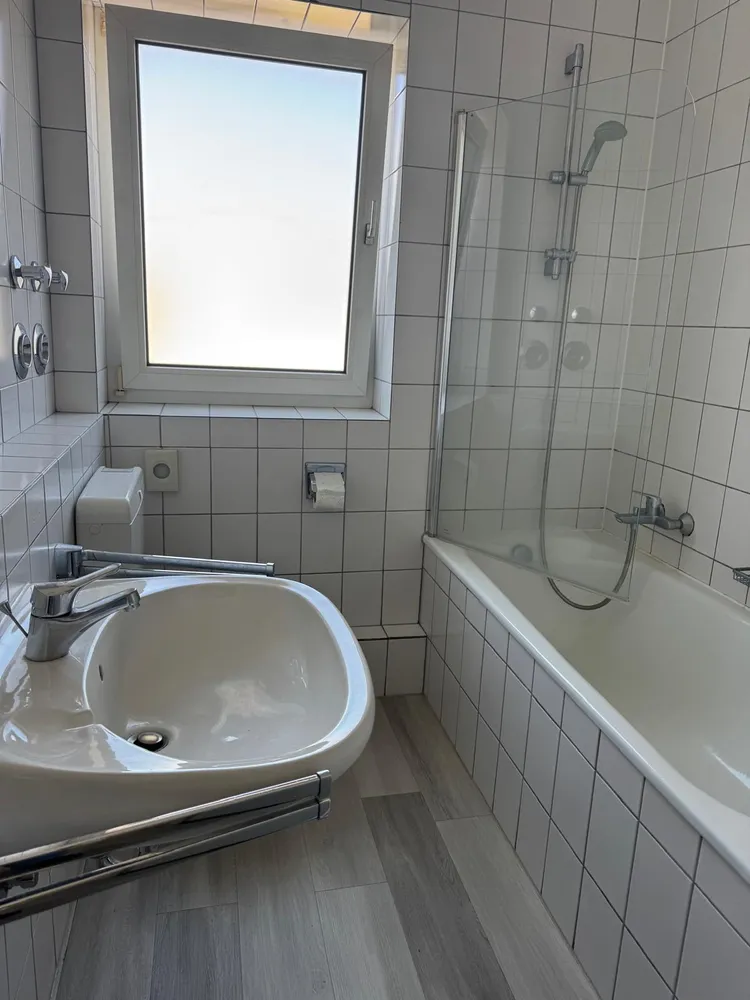 1 room apartment with 35 m² in Bonn – Photo 3