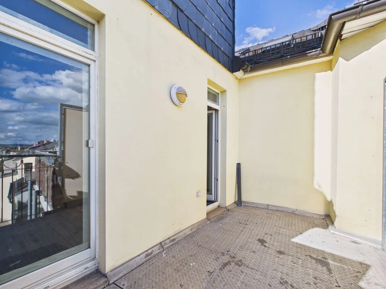 4 Zimmer Wohnung mit 92 m² in Plauen – Bild 9