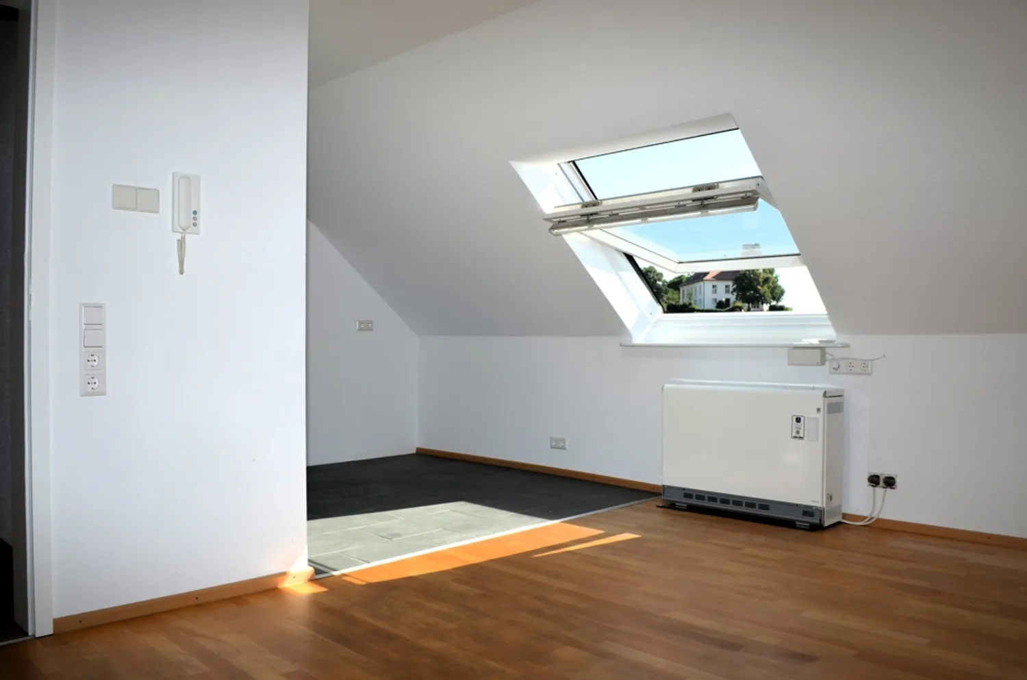 4 Zimmer Wohnung mit 72 m² in Freiburg im Breisgau – Bild 2
