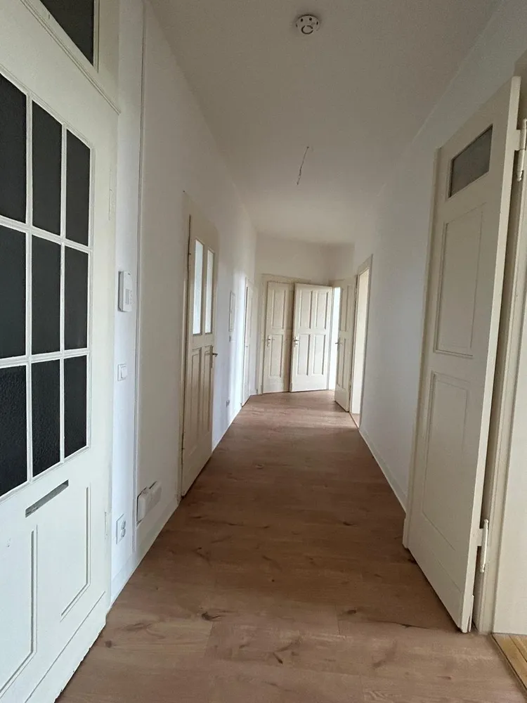 4 Zimmer Wohnung mit 102 m² in Halle (Saale) – Bild 2